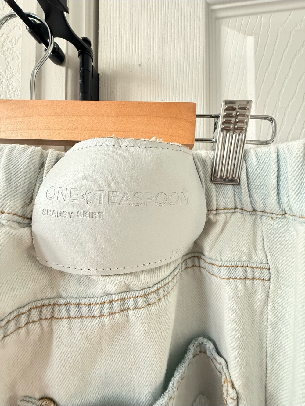 One Teaspoon Distressed Denim Skirt - Picture 6 of 8